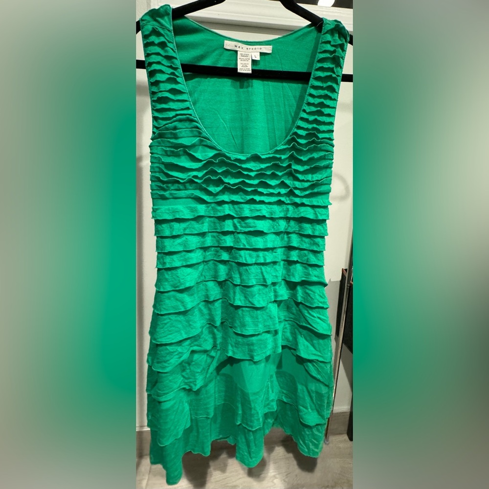 Max Studio Green Boatneck Ruffle Sleeveless Dress Size L